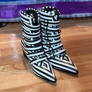 Striped Black and White Strange Cvlt
Coven boots